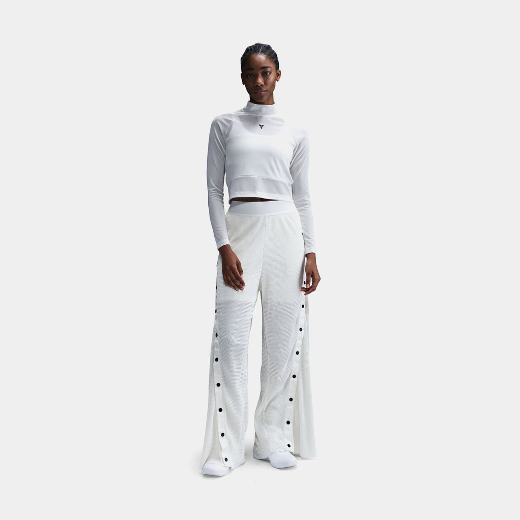 Kobe Cropped Womens Long Sleeve Shirt (Beige/Black)