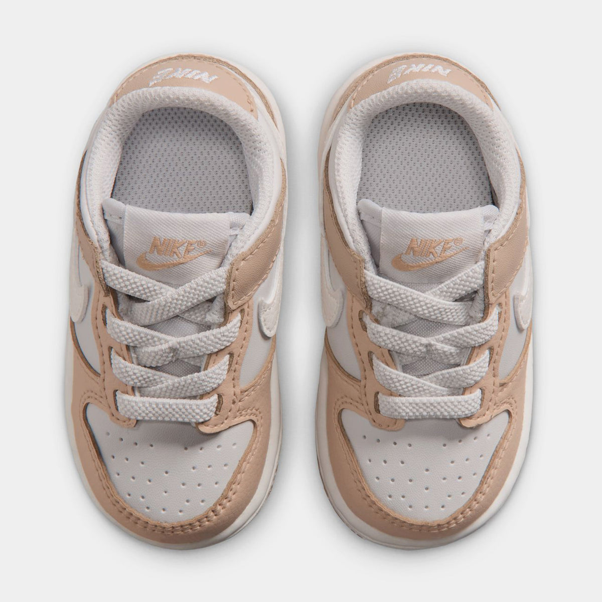 Dunk Low Infant Toddler Lifestyle Shoes (Linen/Sail/Platinum Tint)