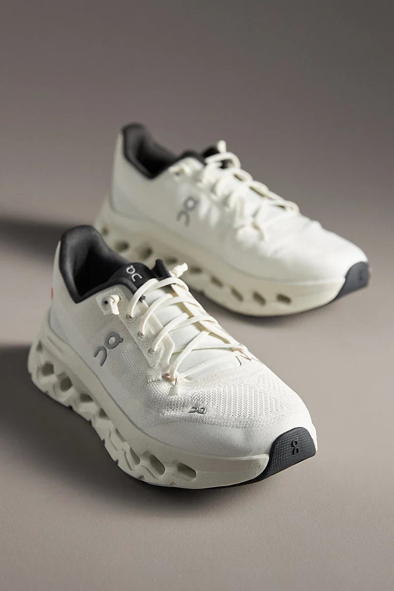 Cloudtilt Sneakers