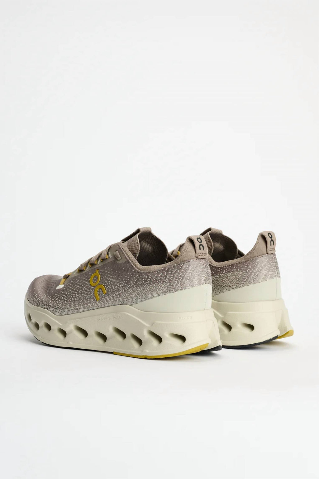 Men's Cloudsurfer Max Running Shoes In Cinder/pelican