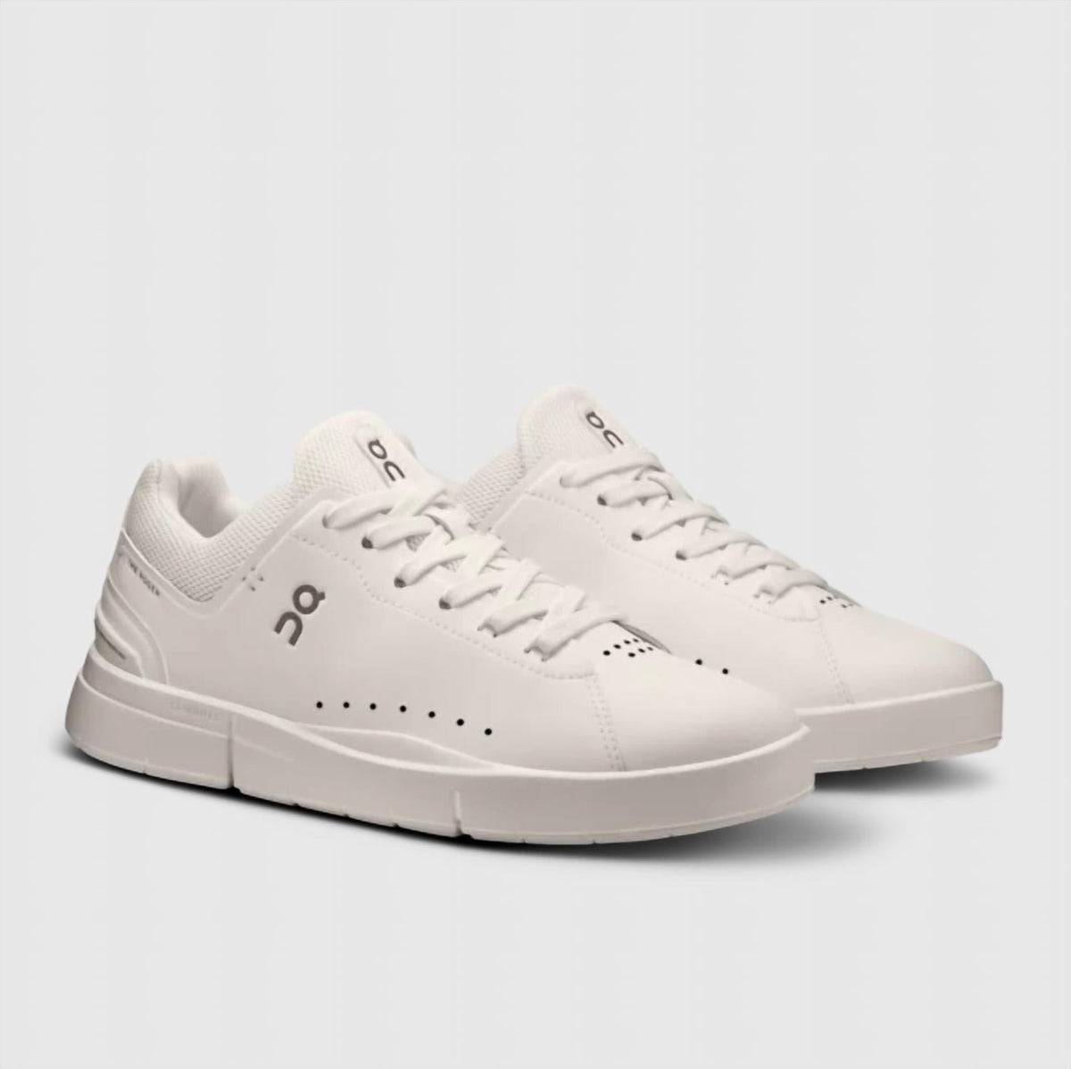 Women’S Roger Advantage Sneakers In All White