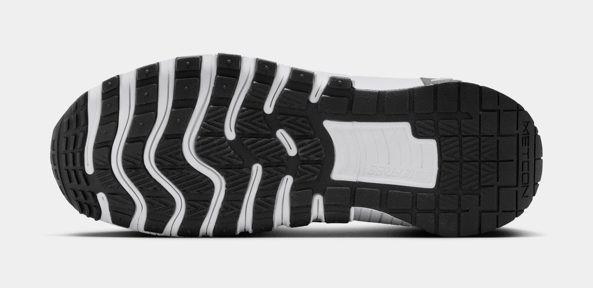 Free Metcon 6 Mens Running Shoes (Black/White)