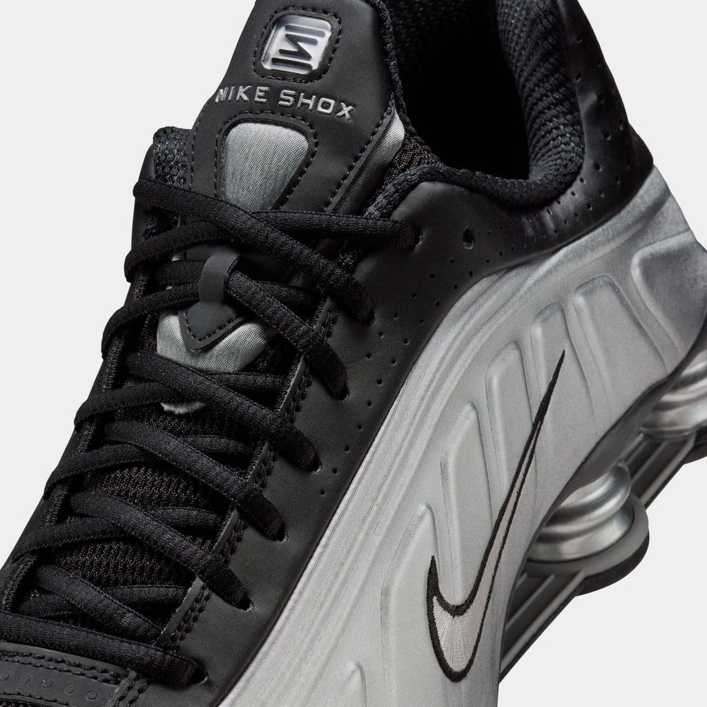 Shox R4 Mens Running Shoes (Metallic Silver/Black/Metallic Silver/Metallic Silver)