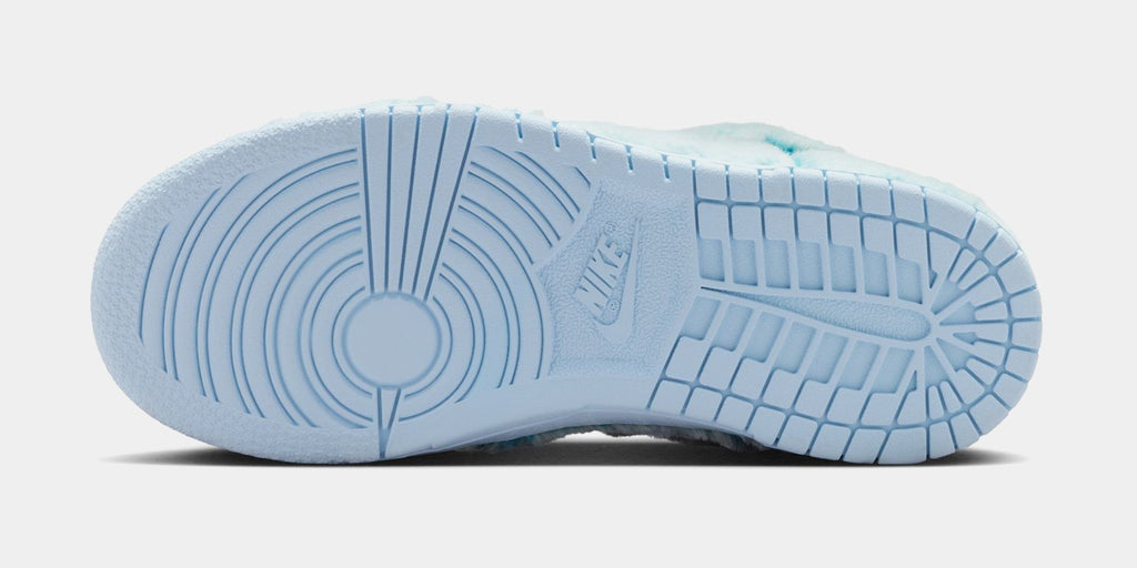 Dunk Low Abominable Snowman Preschool Lifestyle Shoes (Celestine Blue/Green Abyss/White)