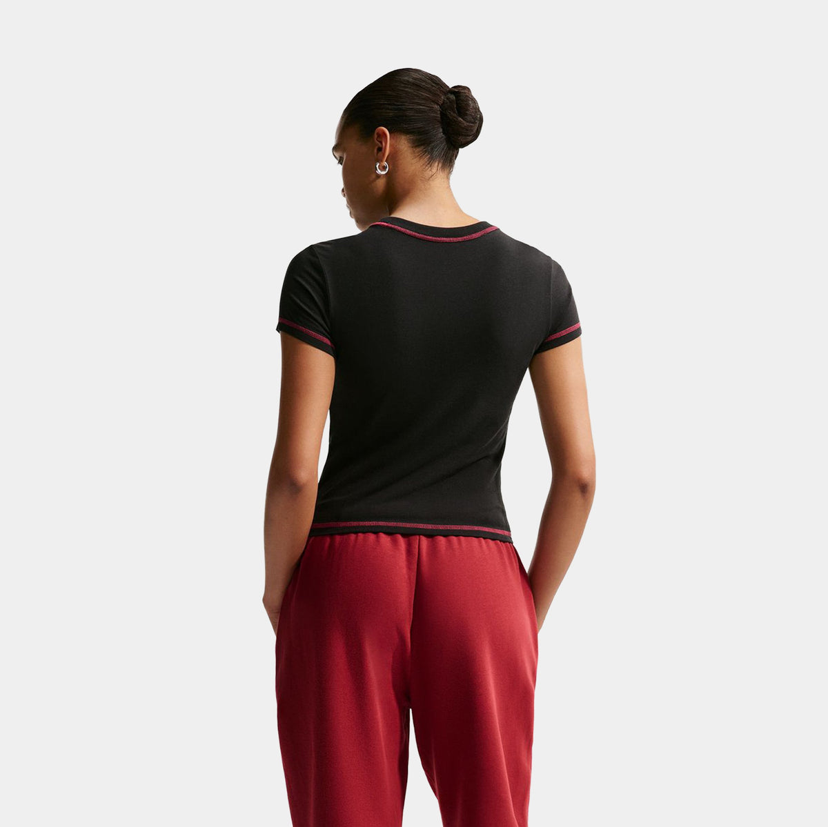 Chill Knit Slim Cropped Womens Short Sleeve Shirt (Black/Rush Pink)