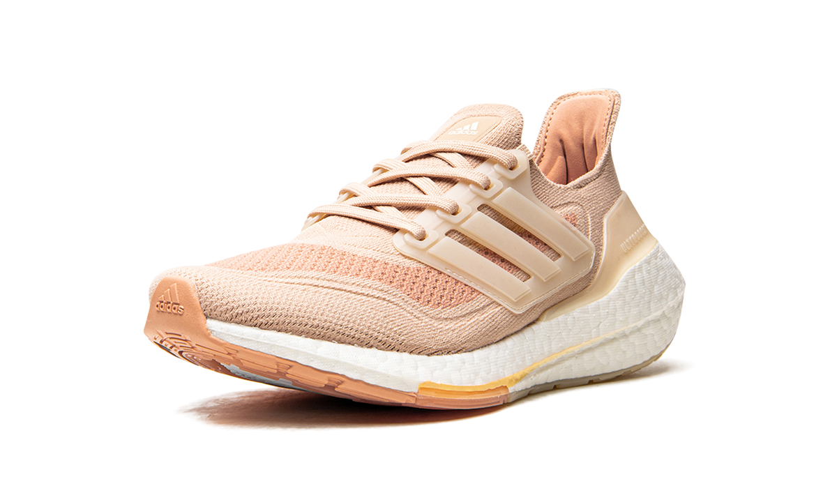ULTRABOOST 21 WMNS "Halo Blush / Wonder White / Ambient Blush" S23838