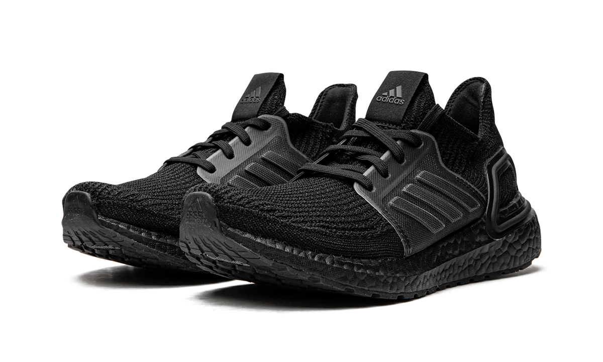 ULTRABOOST 19 WMNS "Triple Black" EF1345