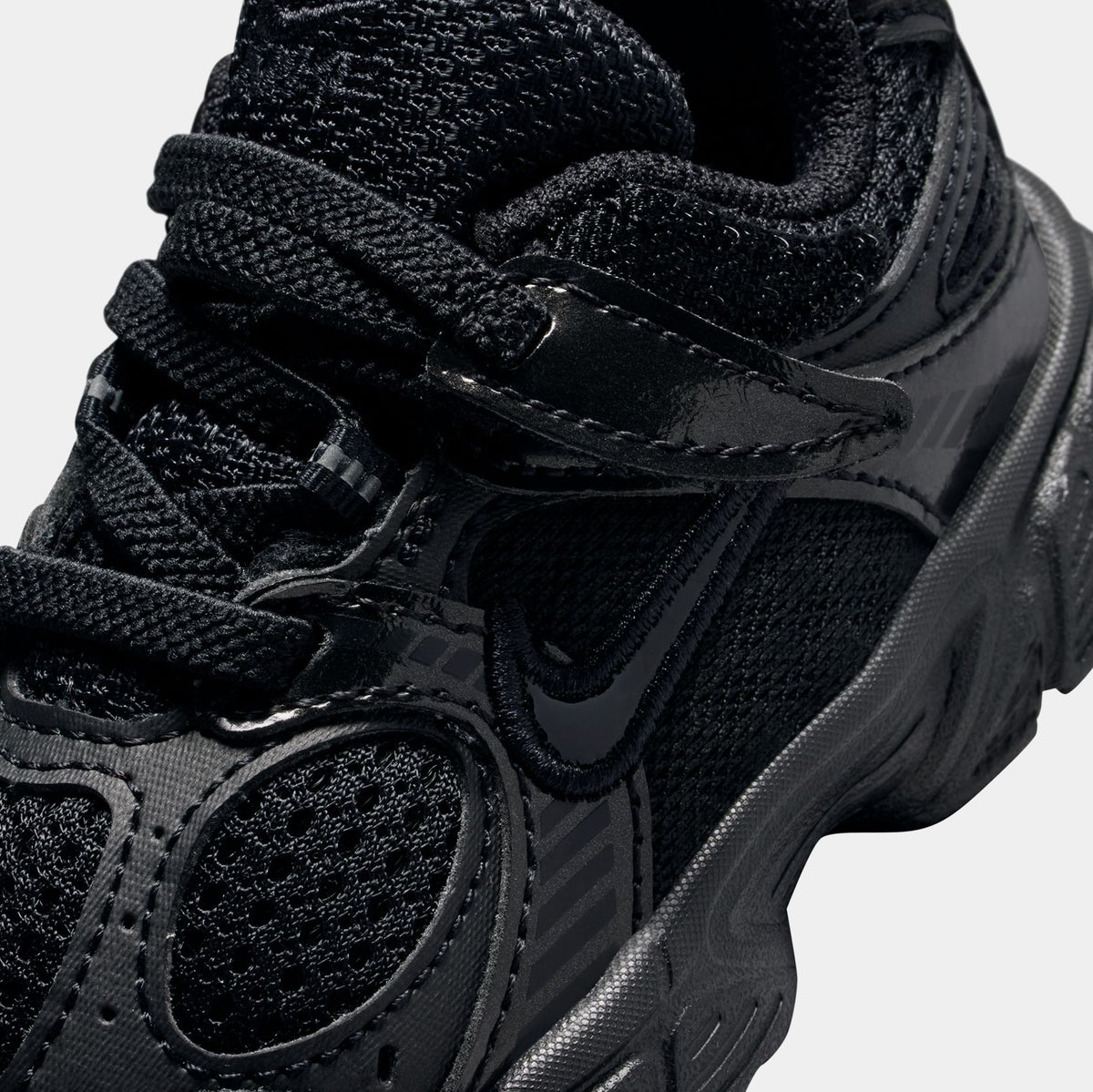 V5 RNR Infant Toddler Running Shoes (Black/Anthracite/Black)