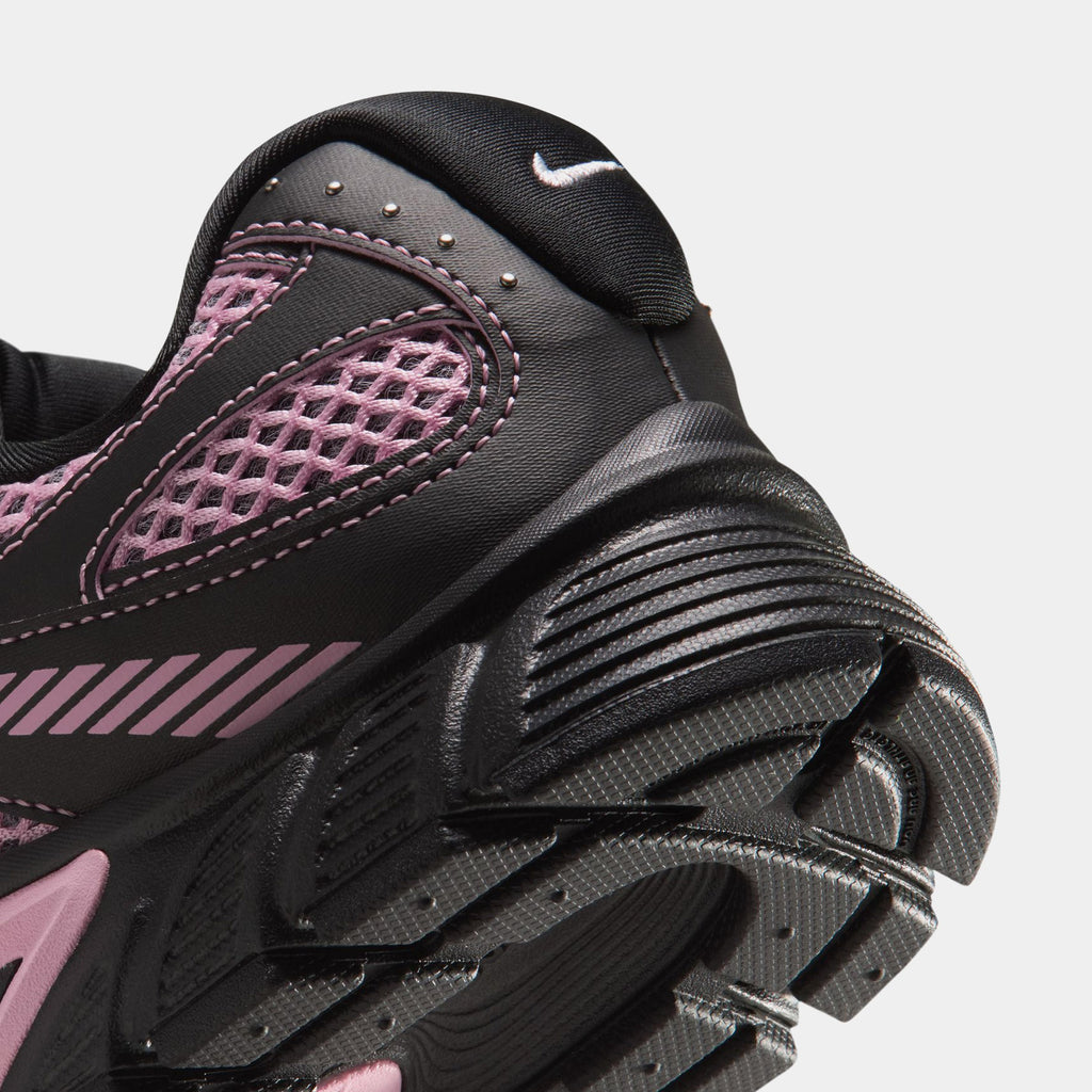 V5 RNR Womens Running Shoes (Black/Medium Soft Pink/metallic Silver)