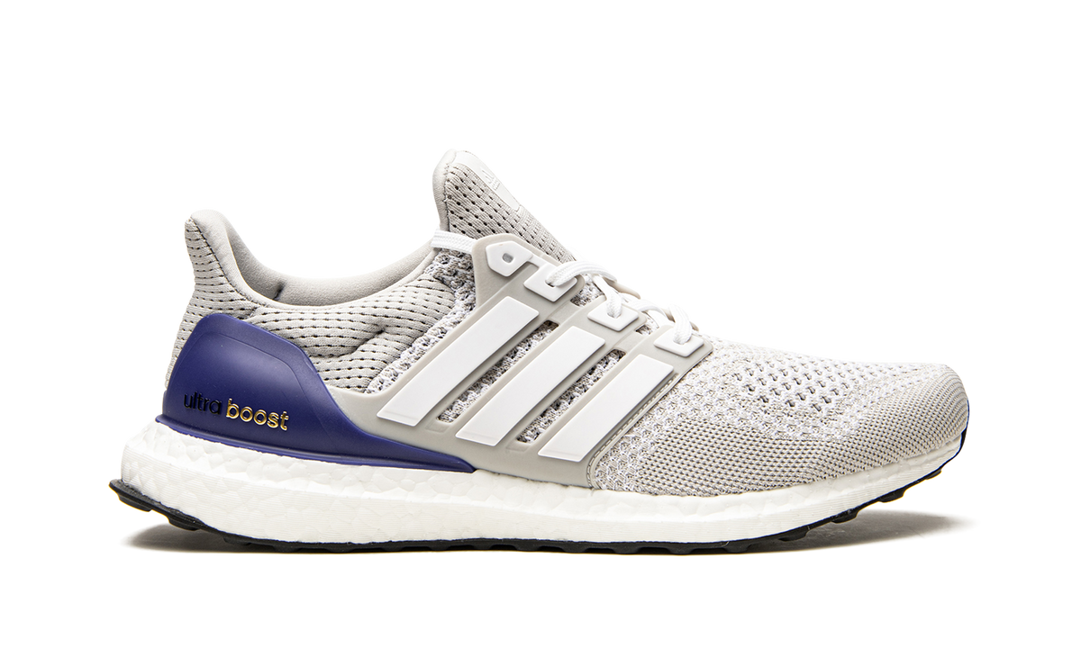 Ultraboost 1.0 DNA "Cloud White / Legacy Indigo" GZ0448
