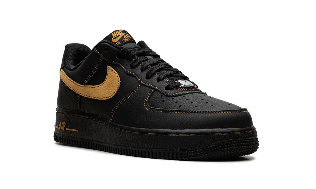 Air Force 1 Low '07 LV8 "Black Desert Ochre" HQ2037 003