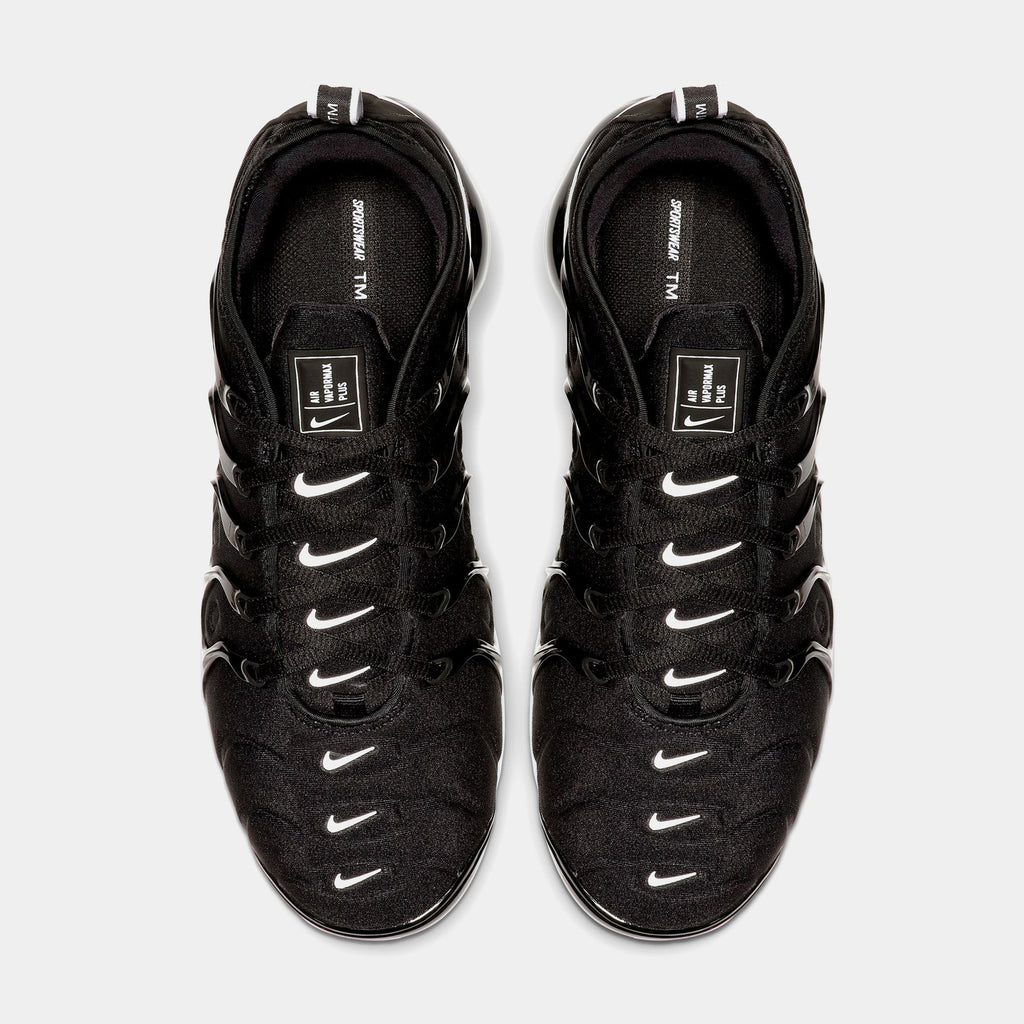 Air VaporMax Plus Mens Running Shoes (Black/White)