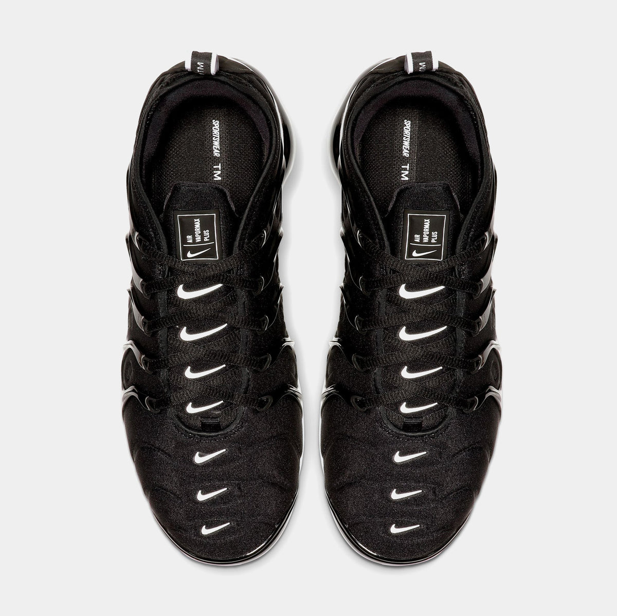 Air VaporMax Plus Mens Running Shoes (Black/White)