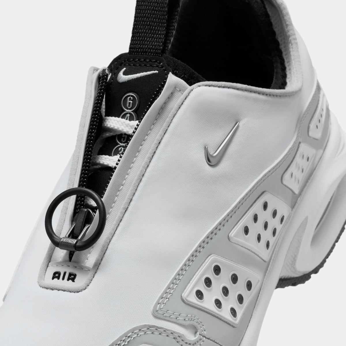 Air Max SNDR Womens Running Shoes (Silver/White/Anthracite/Black)