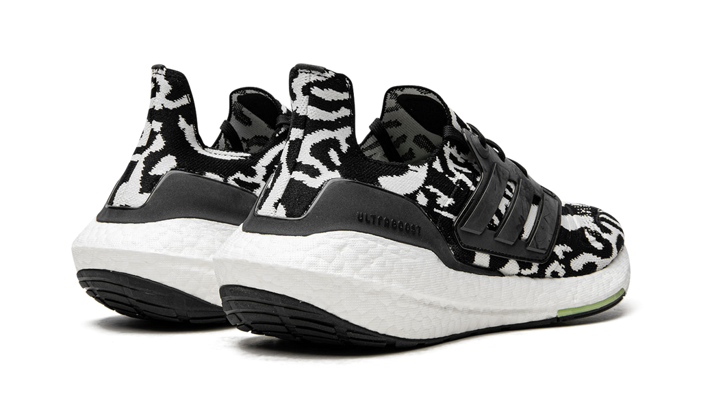 Ultraboost 22 "Zebra" GX6300