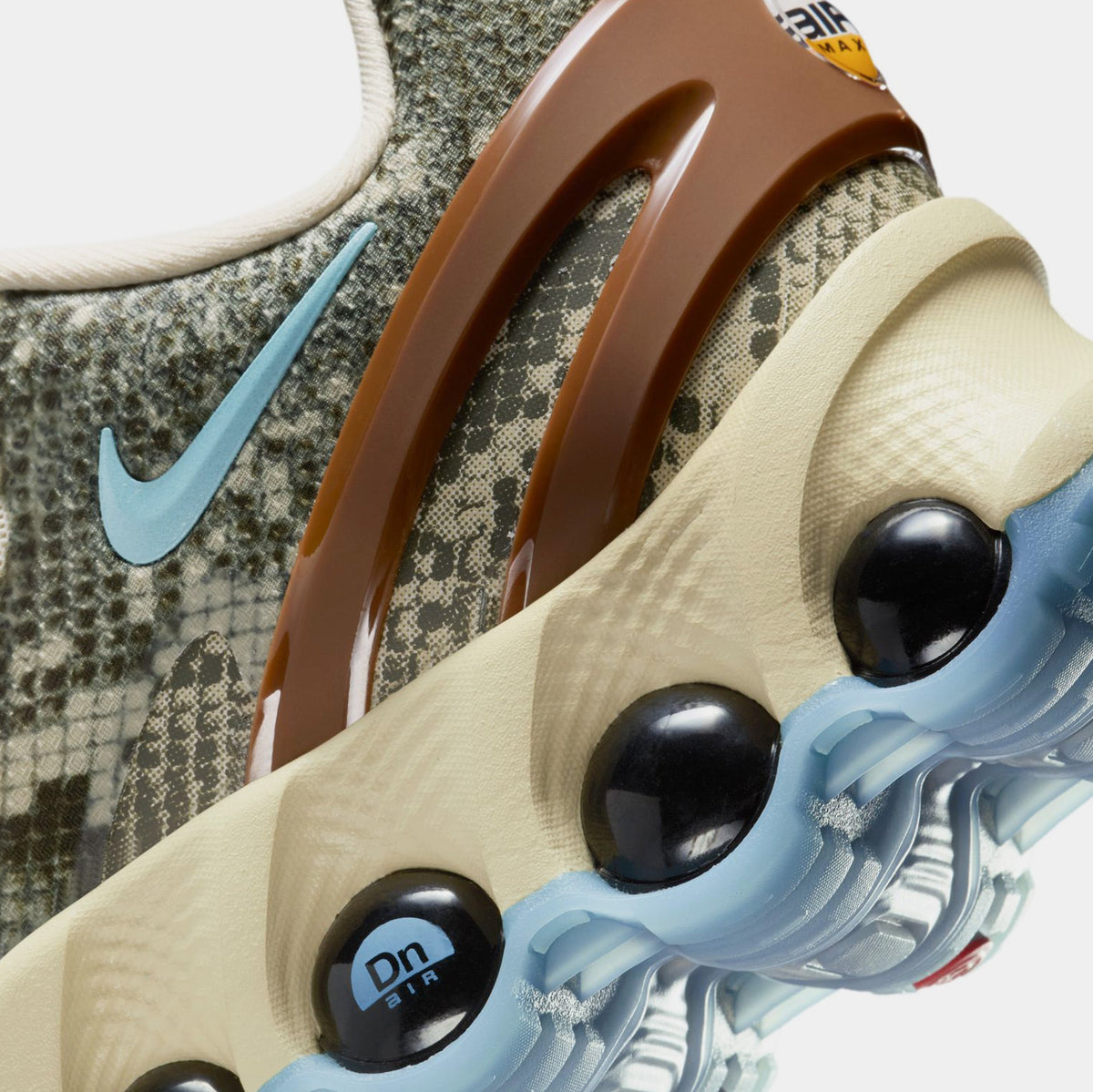 Air Max Dn8 Snakeskin Mens Running Shoes (Light Khaki/Denim Turquoise/Light Khaki)