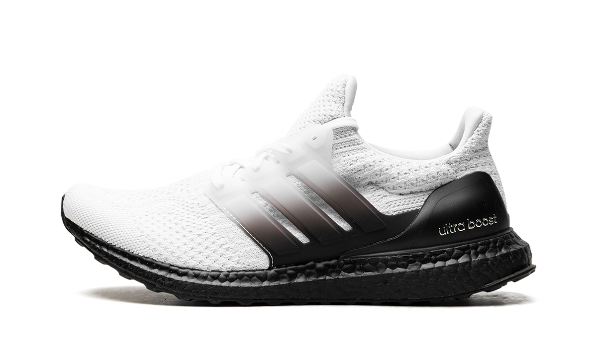 UltraBoost 5.0 DNA "Oreo" H01013