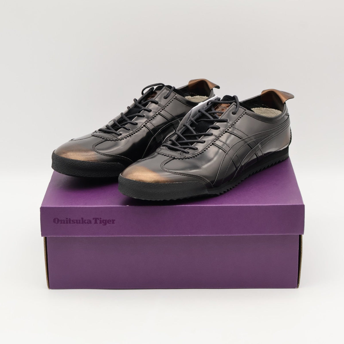1181A597-001 Onitsuka Tiger NIPPON MADE MEXICO 66 DELUXE BLACK PURE (Men's)