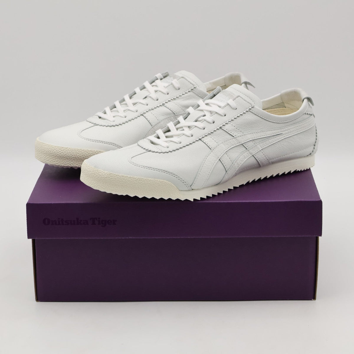 1181A367-101 Onitsuka Tiger NIPPON MADE Mexico 66 Deluxe White (Men's)