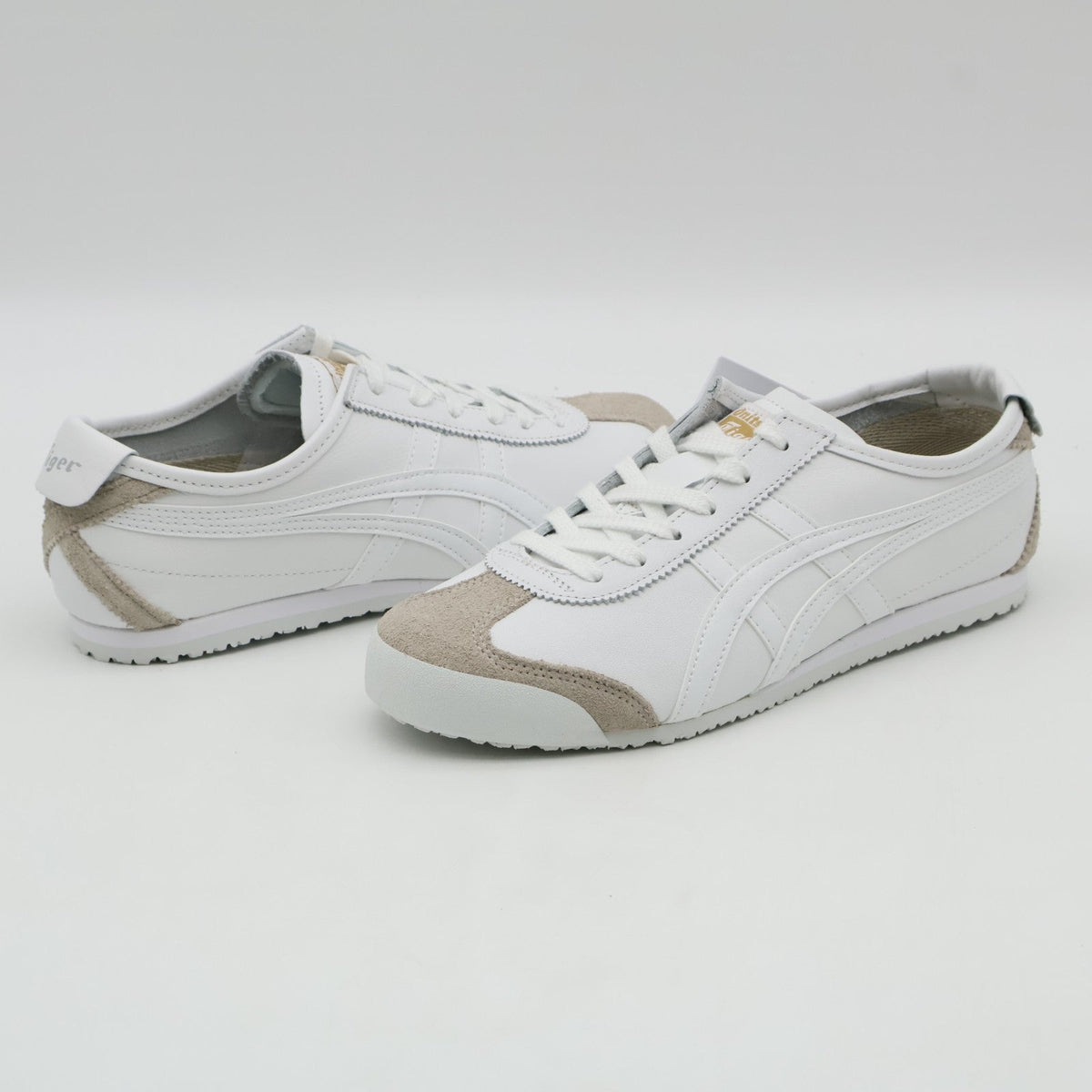 1183C102-104 Onitsuka Tiger Mexico 66 White (Men's)
