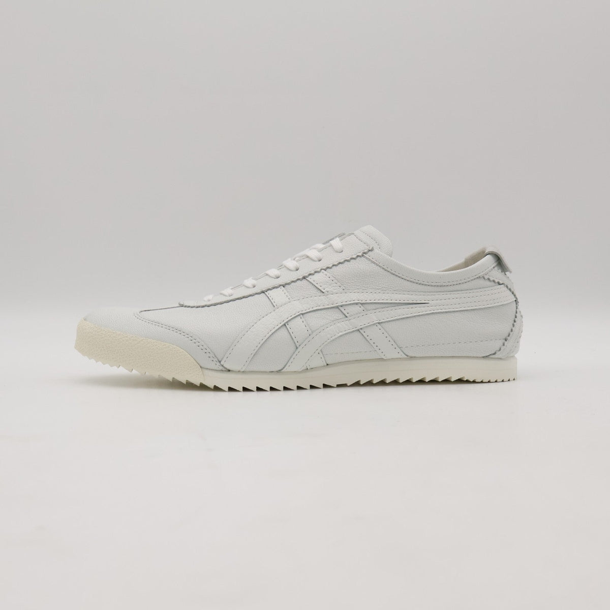 1181A367-101 Onitsuka Tiger NIPPON MADE Mexico 66 Deluxe White (Men's)
