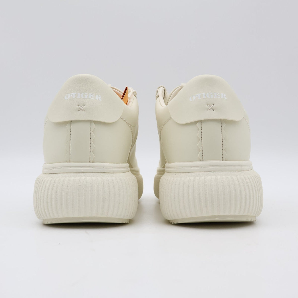 1182A621-101 Onitsuka Tiger Otiger Court Cream (Women's)