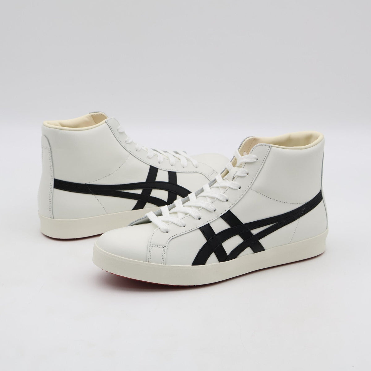 1183B439-101 Onitsuka Tiger Fabre Hi NM White Black (Men's)