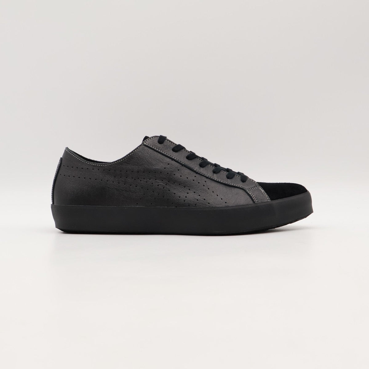 1183C510-001  Onitsuka Tiger NIPPON MADE Fabre Deluxe Lo CL Black Black (Men's)