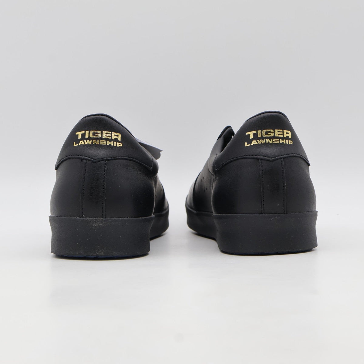 1183A914-001 Onitsuka Tiger Lawnship NM Black (Men's)