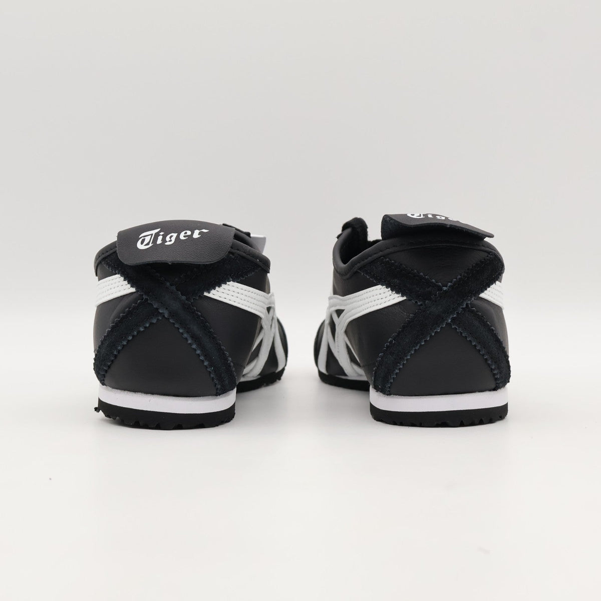 1183C102-001 Onitsuka Tiger Mexico 66 Black White (Men's)
