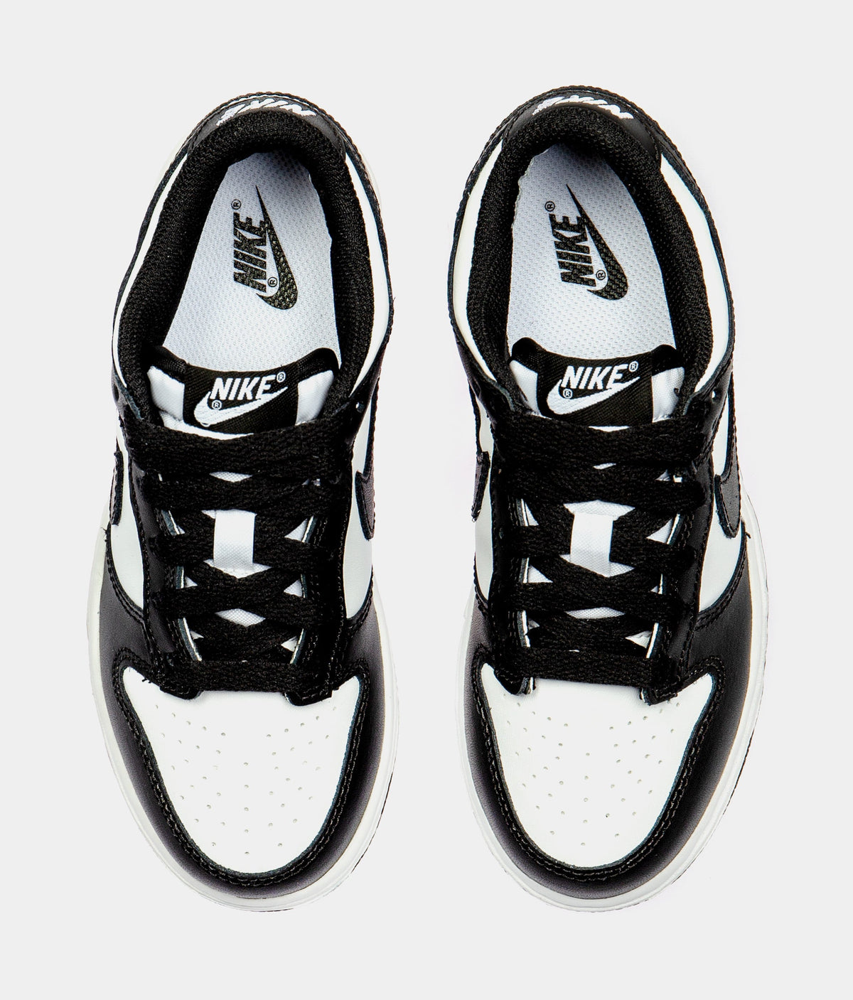 Dunk Low Retro Preschool Lifestyle Shoes (White/Black)