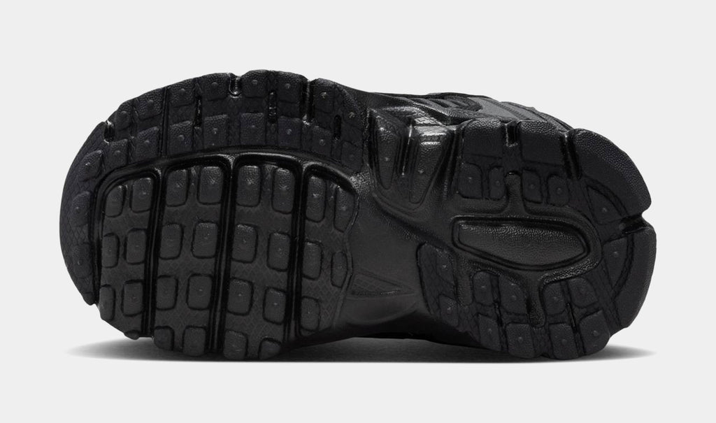 Vomero 5 Infant Toddler Running Shoes (Black)