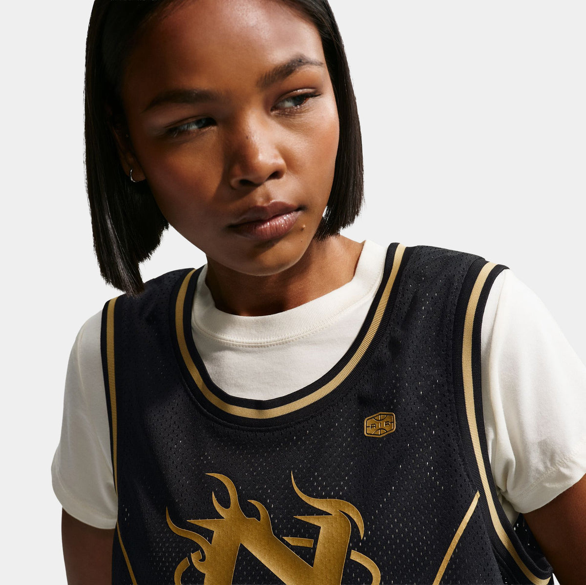 Sportwear Cropped Womens Jersey (Black/Buff Gold)