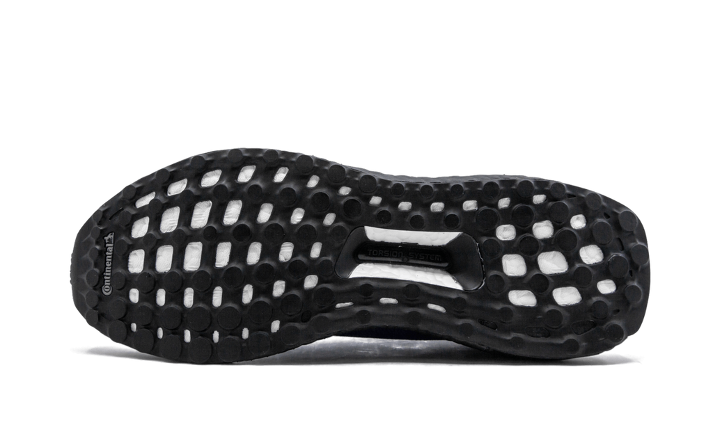 Ultraboost ETUDES D97732