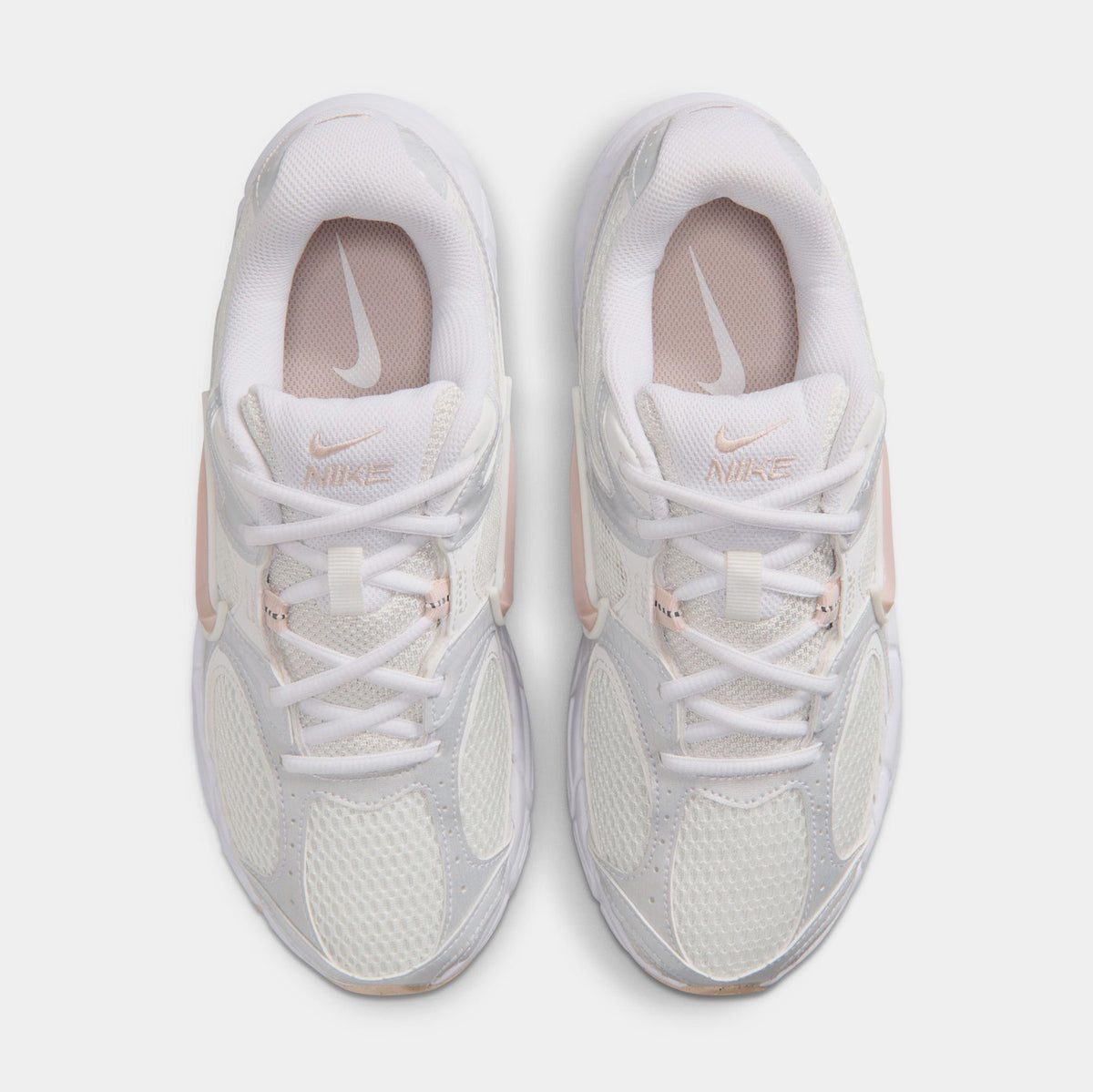 V5 RNR Reflective Accents Womens Running Shoes (Summit White/Silt Red/White/Vast Grey)