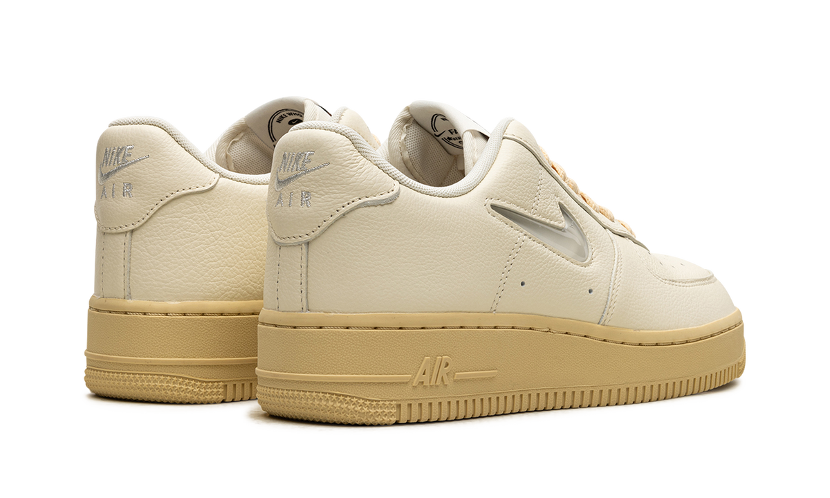 AIR FORCE 1 JEEL MNS WMNS "Coconut Milk" DO9456 100