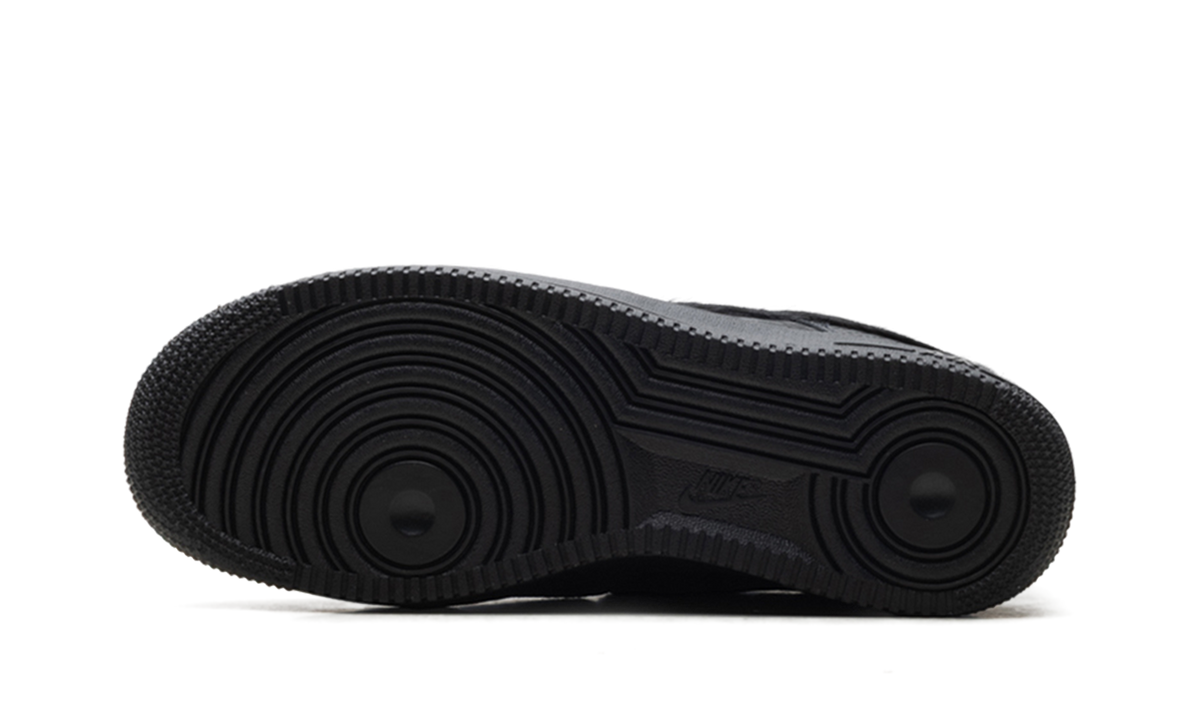 Air Force 1 '07 LX "3X Celebration Triple Black" HQ1977 001