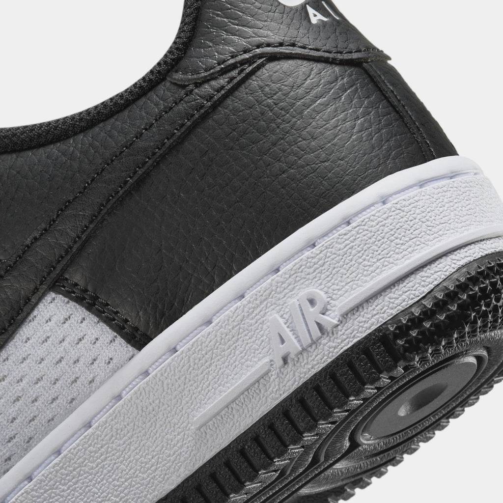 Air Force 1 Low Grade School Lifestyle Shoes (Black/White)