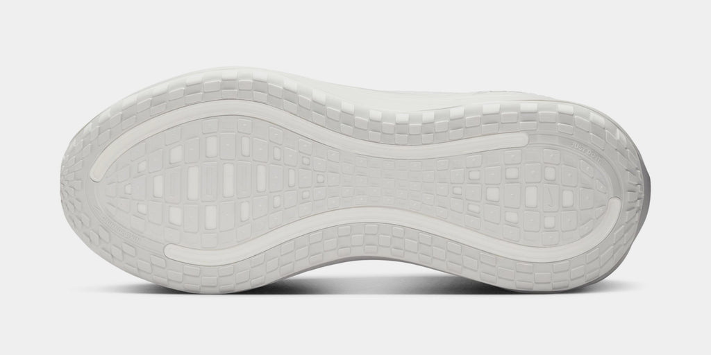 Vomero Plus Mens Running Shoes (White/Photon Dust/Metallic Silver/Summit White)