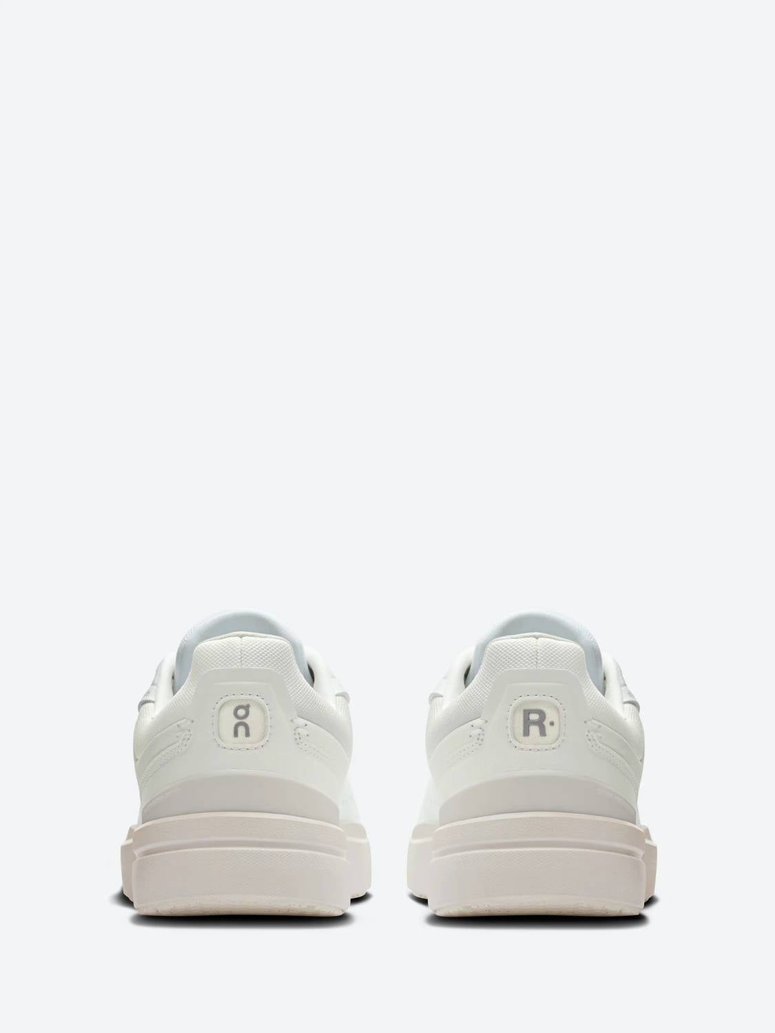 Women's The Roger Advantage Sneakers In White/white