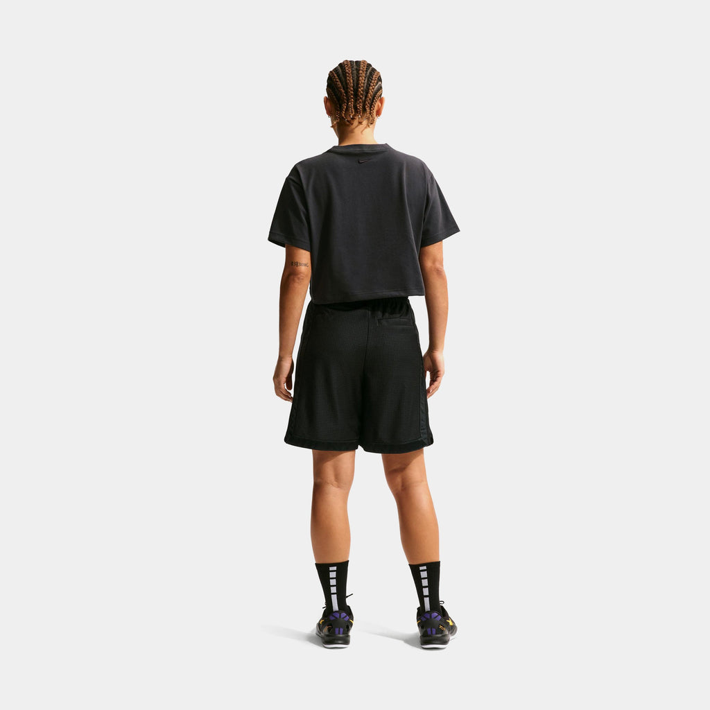 Kobe Basketball Womens Shorts (Black/Black)