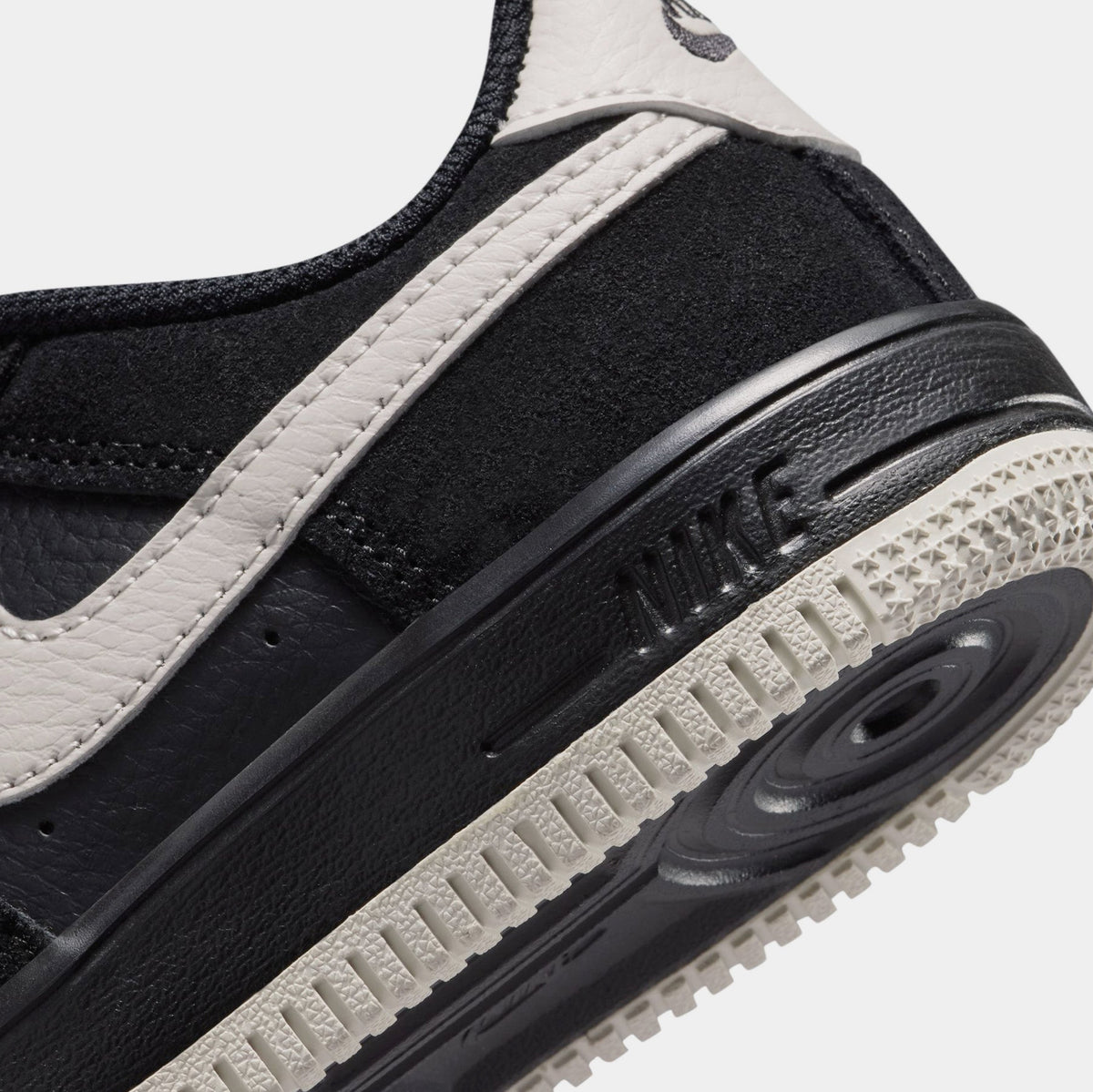 Air Force 1 Low LV8 2 Preschool Lifestyle Shoes (Black/Light Bone)