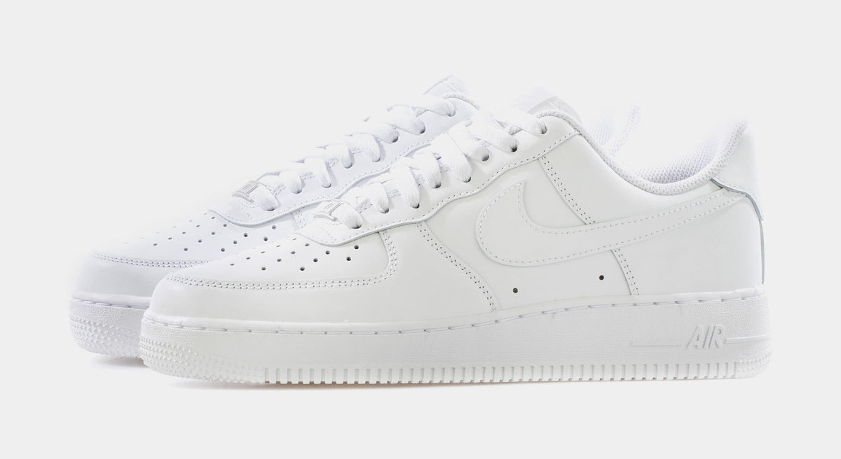 Air Force 1 07 LE Mens Lifestyle Shoes (White)
