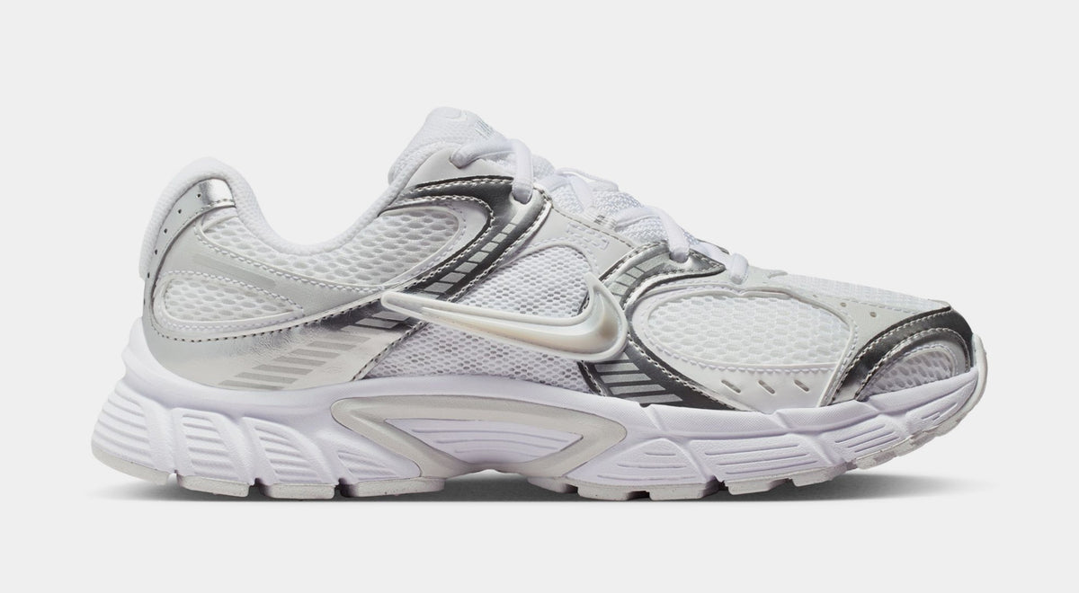 V5 RNR Reflective Accents Womens Running Shoes (White/Metallic Platinum/Pure Platinum/Metallic Silver)