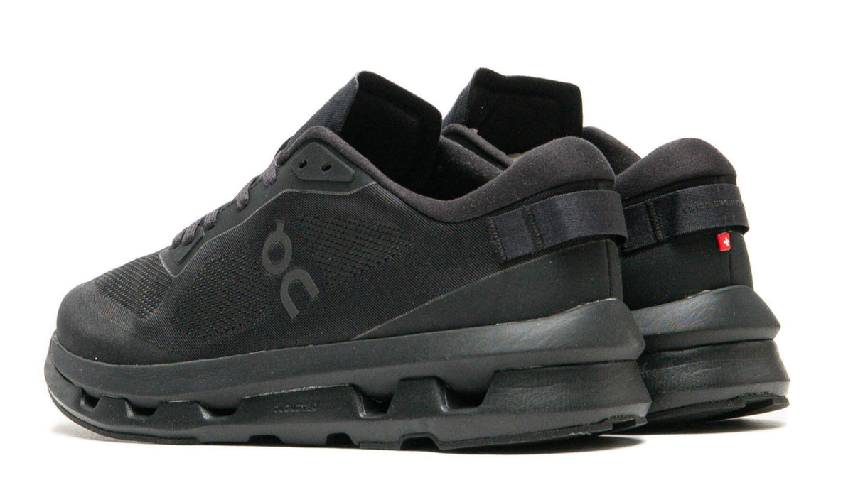 Running Cloudzone Black Eclipse