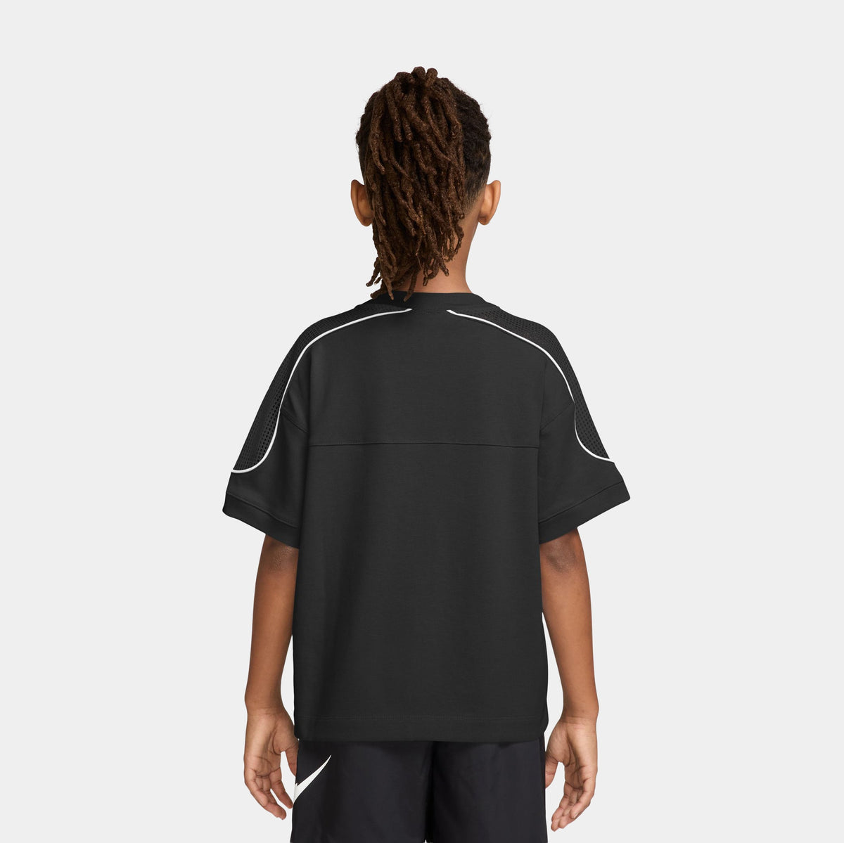 Sportswear Collection Grade School Short Sleeve Shirt (Black/Black/White/Black)