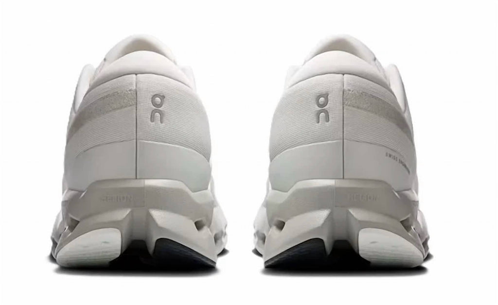 Men's Cloudsurfer 2 Running Shoe In Ivory/iceberg