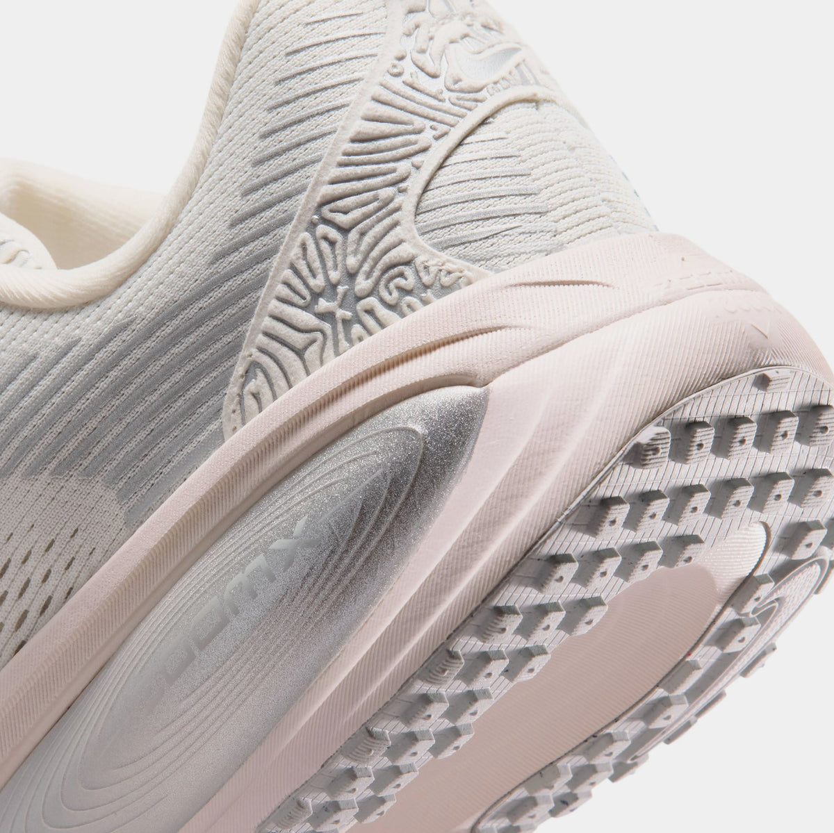 Vomero 18 SE Womens Running Shoes (Phantom/Summit White/Grey Fog)