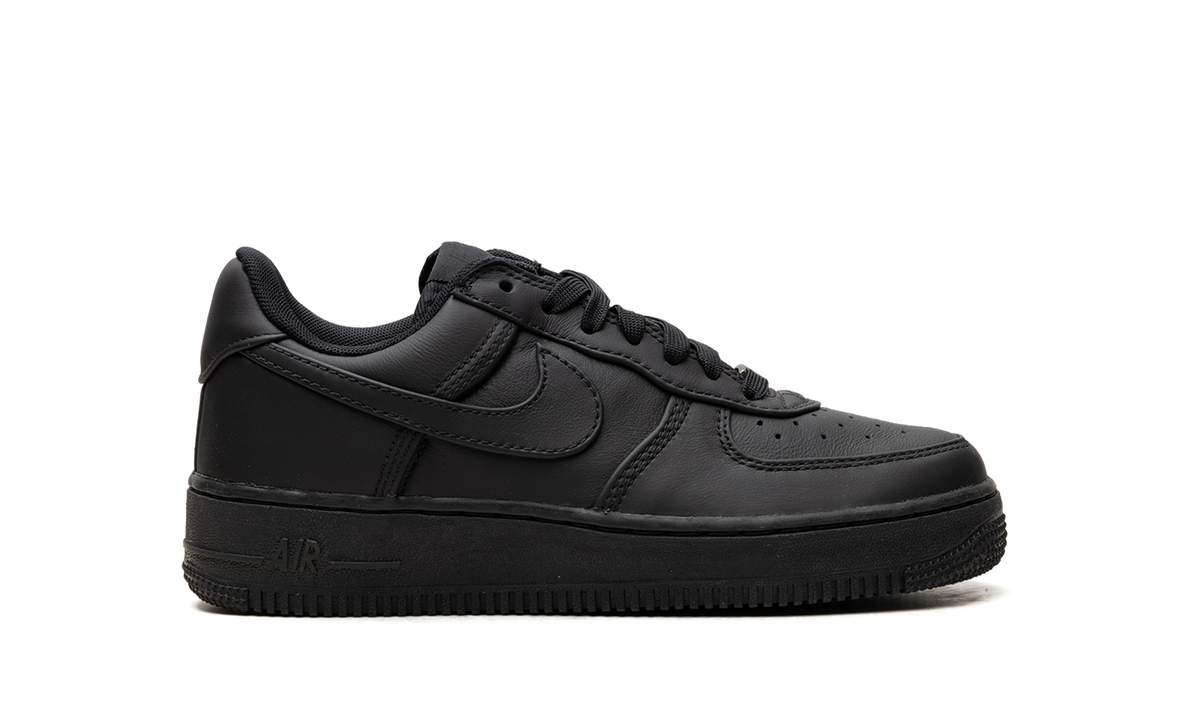 Air Force 1 Low Premium "Triple Black" IM3078 001