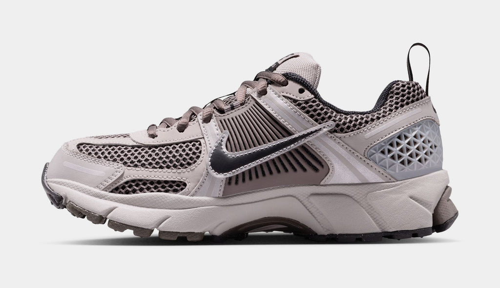 Vomero 5 Grade School Running Shoes (College Grey/Black/Cave Stone)